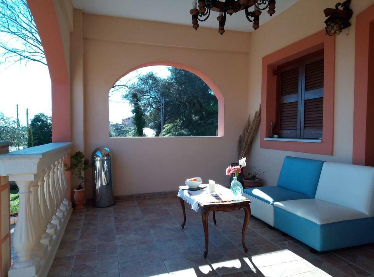Villa Silvia Agios Matthaios  Exterior photo